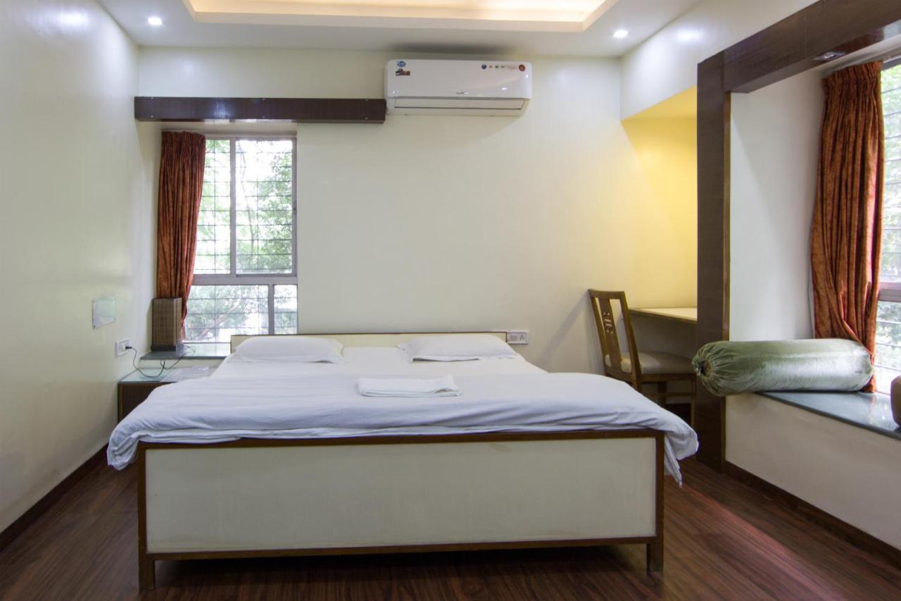Apple Tree Apartments Koregaon Park Pune Esterno foto