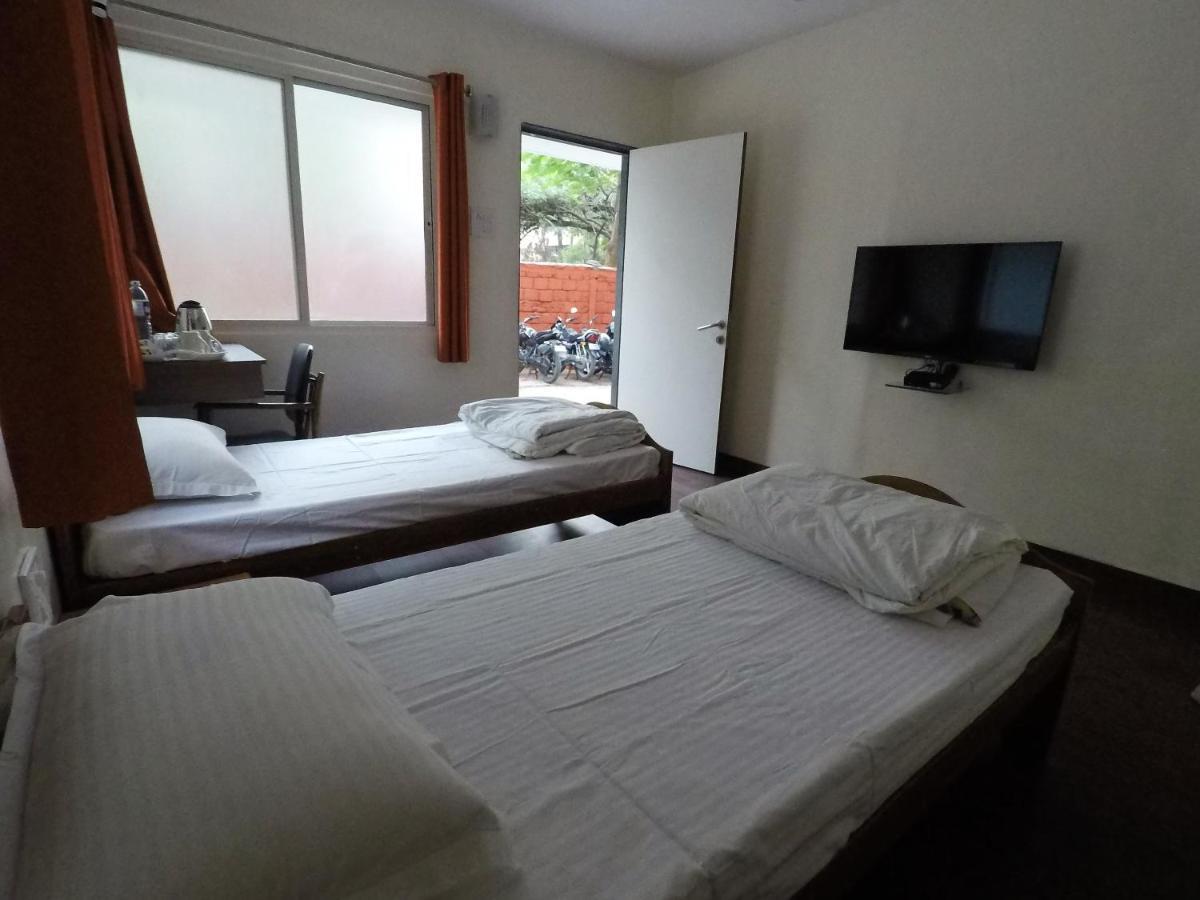 Apple Tree Apartments Koregaon Park Pune Esterno foto