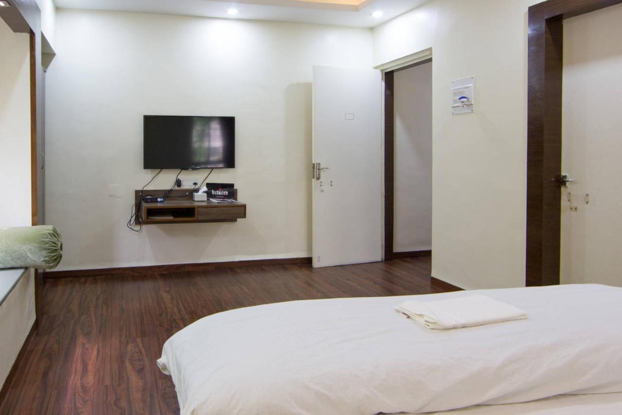 Apple Tree Apartments Koregaon Park Pune Esterno foto